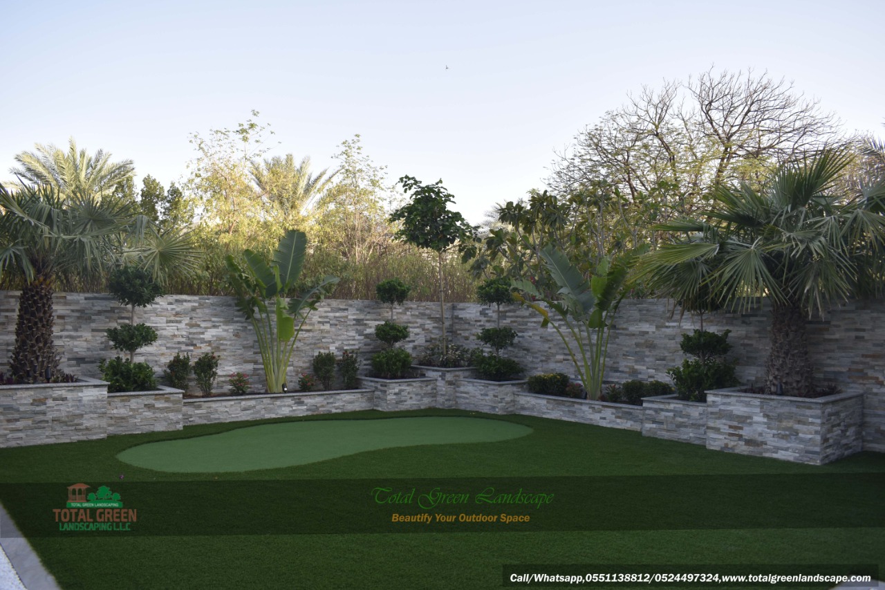 garden landscaping dubai