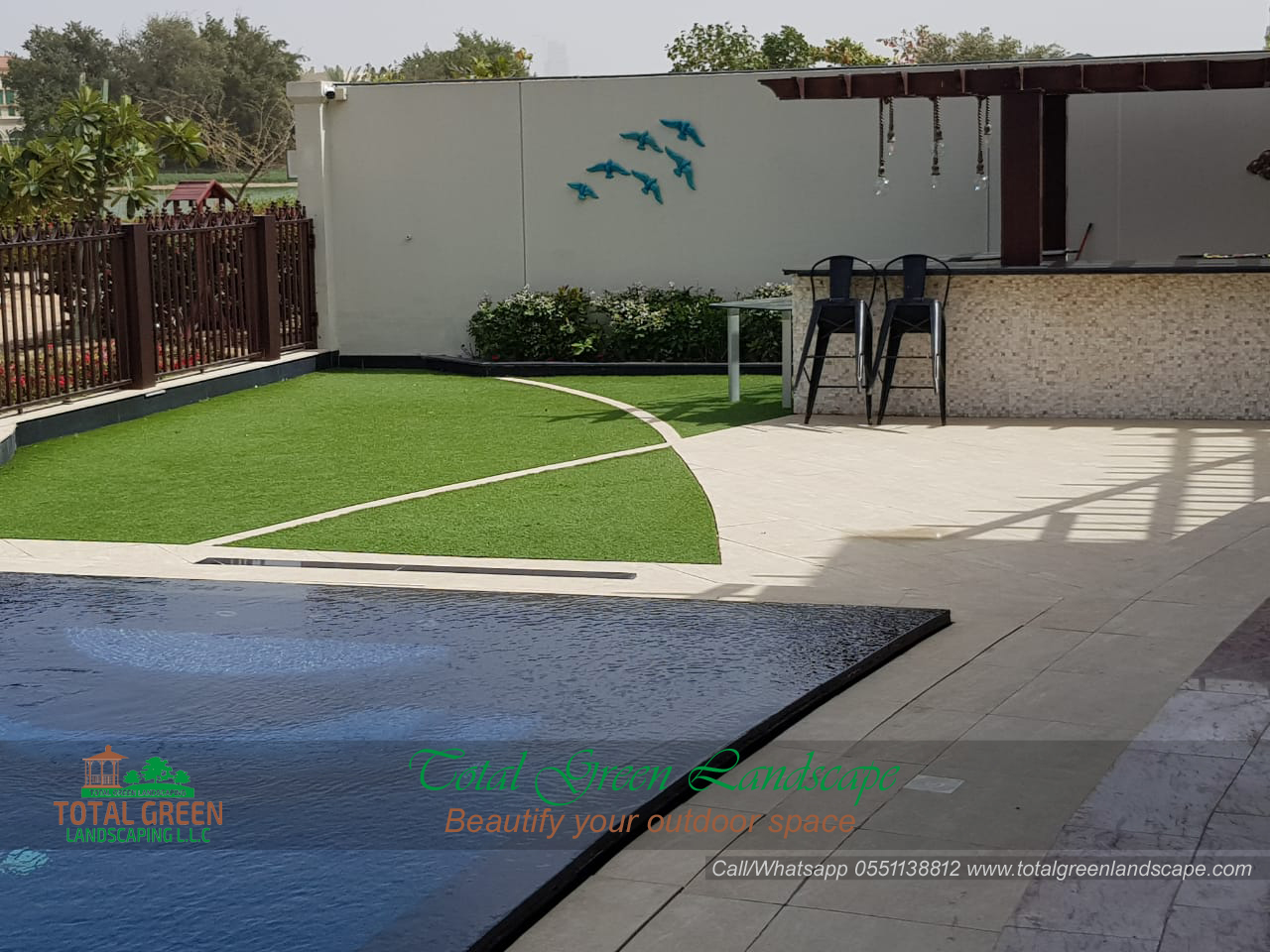Swimming pool maintenance in Emirates Hills