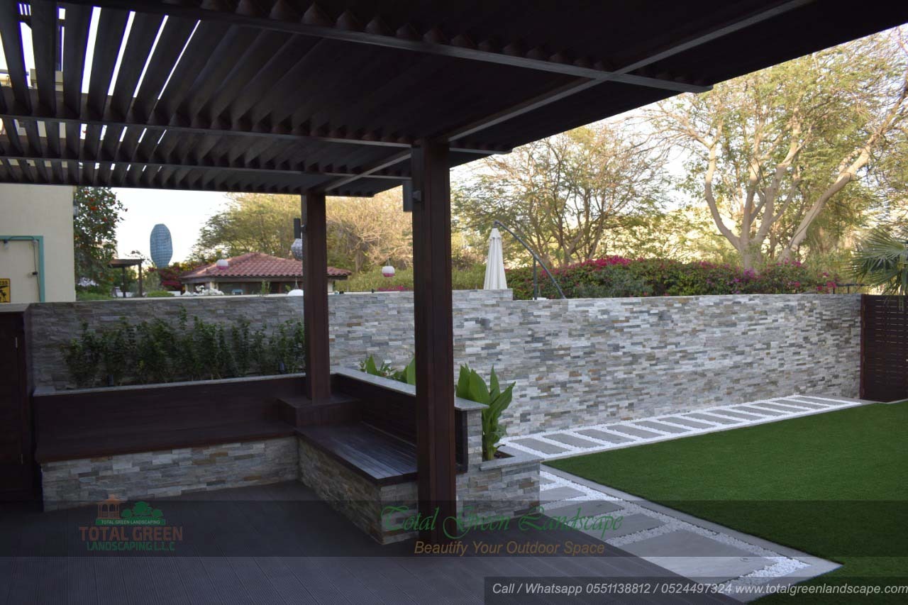 LANDSCAPE CONTRACTORS IN JUMEIRAH GOLF ESTATE