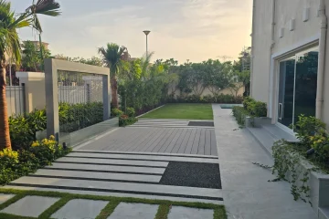 Swimming Pool Services in Jumeirah Village